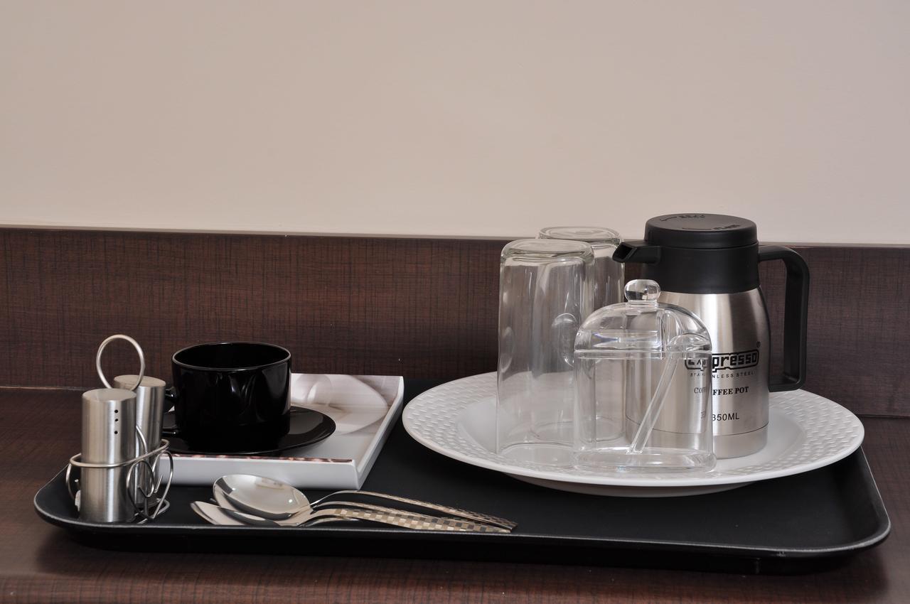 Almas Inn Hotels & Resorts チェンナイ エクステリア 写真